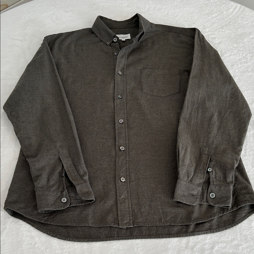 OCTOBRE EDITION Men's Military Army Green Shirt. Size Large